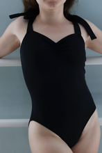 Load image into Gallery viewer, Gail Sweetheart Leo